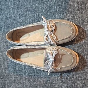 EUC Tan and metallic Sperry boat shoes